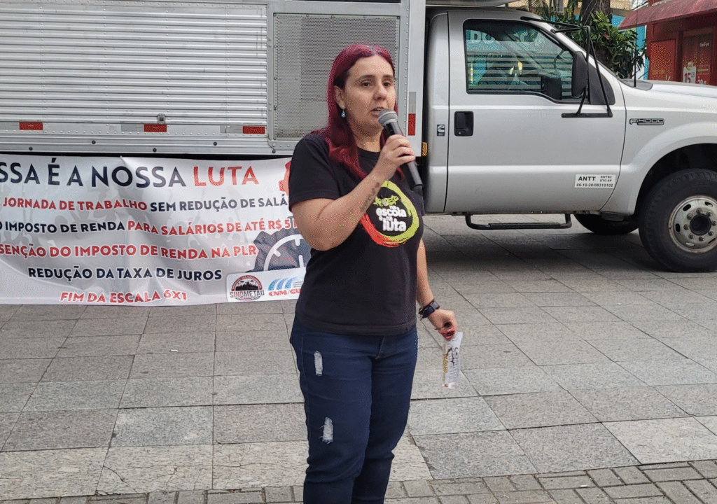 Design-sem-nome-5-1024x720 NA RUA CONTRA O AUTORITARISMO: APEOESP DETONA ESCOLAS CÍVICO-MILITARES EM ATO HISTÓRICO DOS TRABALHADORES EM TAUBATÉ