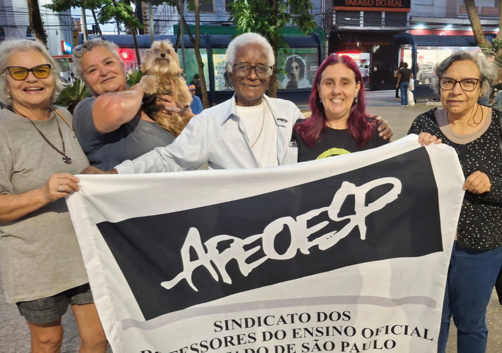 Design-sem-nome-6-1024x720 NA RUA CONTRA O AUTORITARISMO: APEOESP DETONA ESCOLAS CÍVICO-MILITARES EM ATO HISTÓRICO DOS TRABALHADORES EM TAUBATÉ