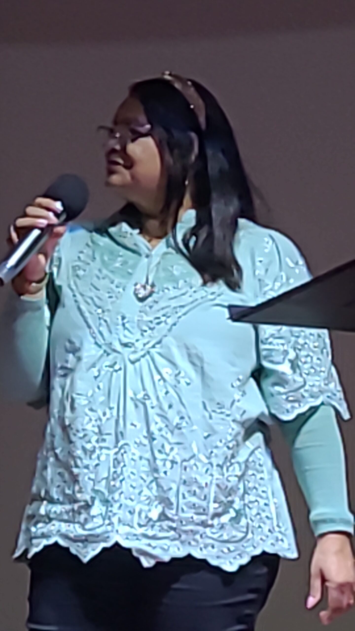 IMG-20250617-WA0012-5-scaled 🎶 Emoção e talento marcaram o Recital "Mosaico Cantante" no auditório da Faculdade Dehoniana